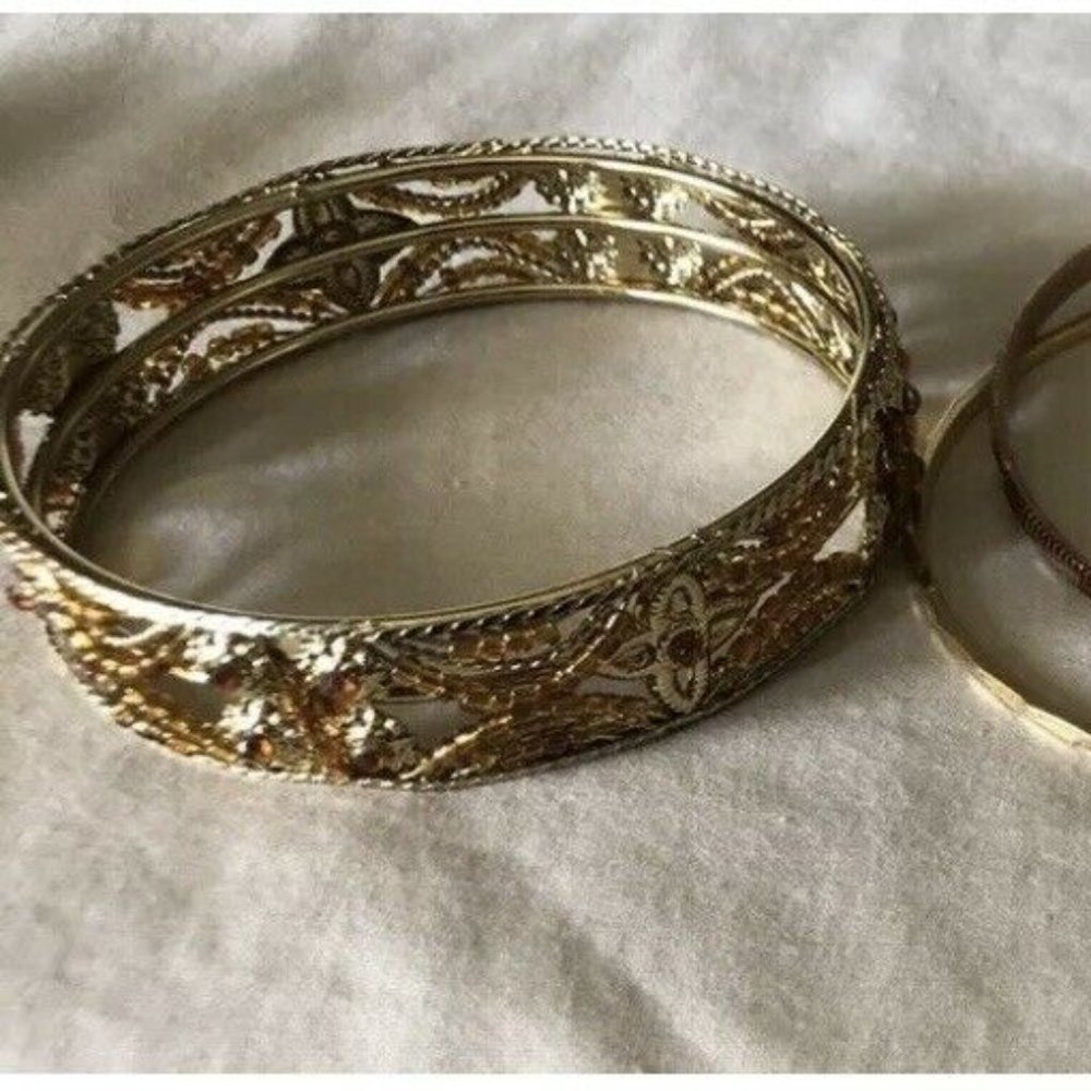 lot of 4 Rhinestone ornate Scroll Work Bangle Bracelets - Picture 6 of 10